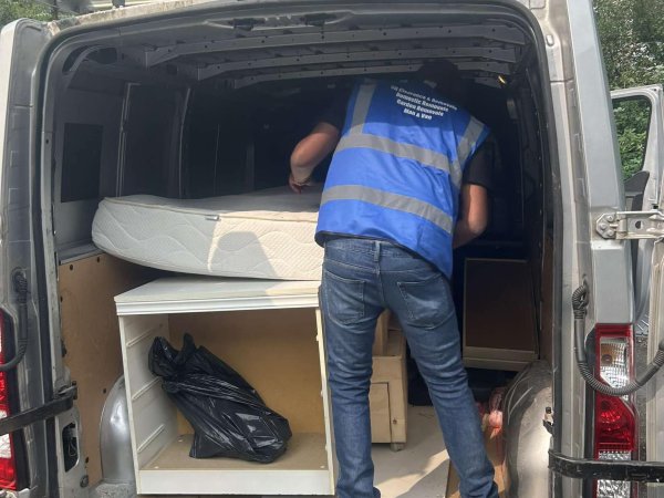 SH Clearance and Removals Gallery Image